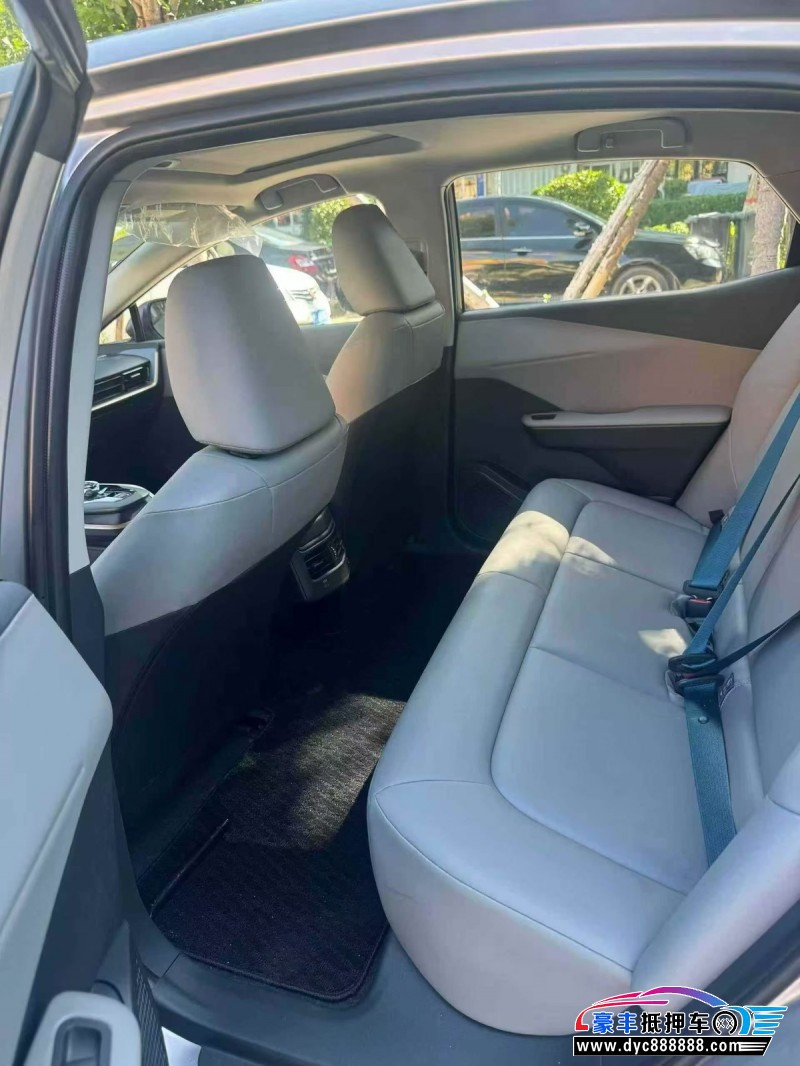 25年丰田BZ3轿车抵押车出售