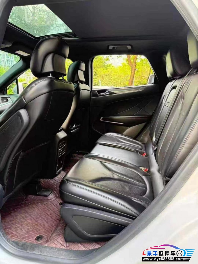 22年林肯MKC轿车抵押车出售