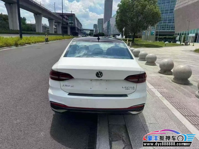 22年大众朗逸轿车抵押车出售