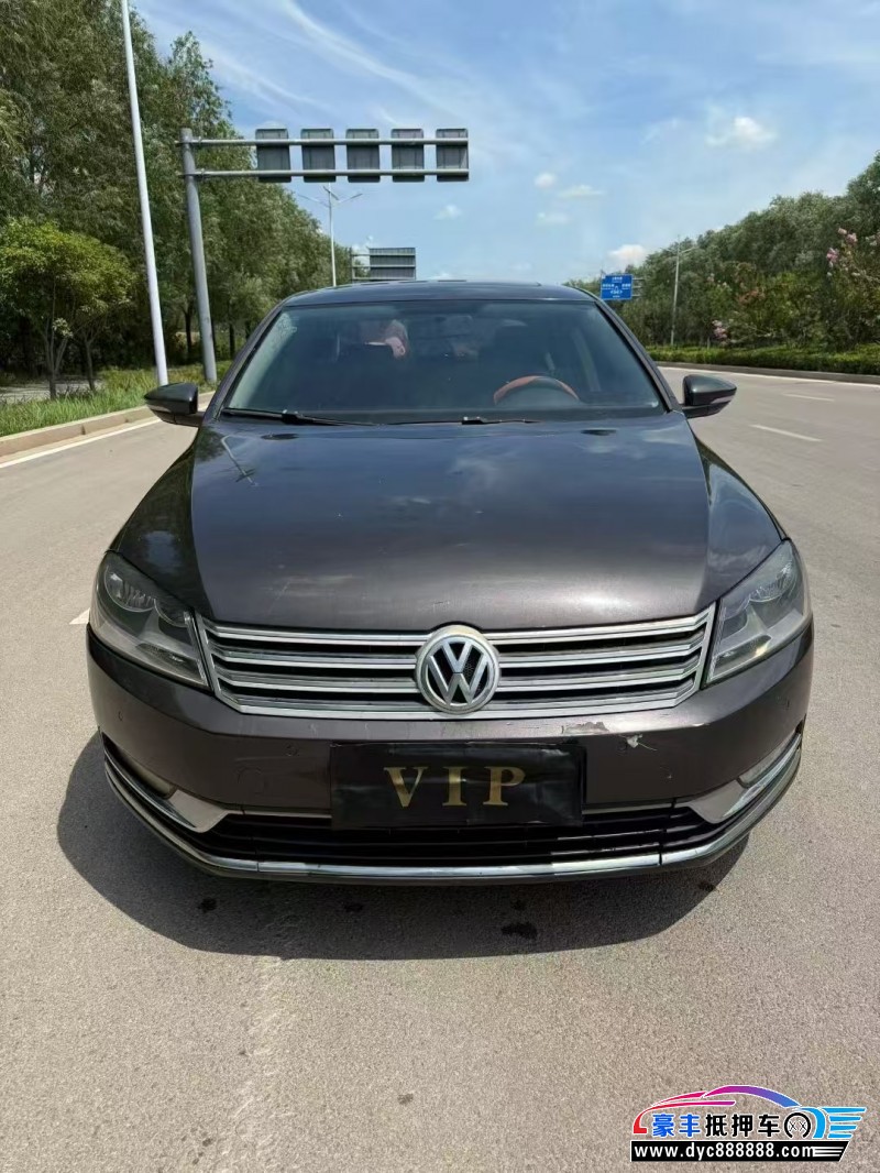 16年大众迈腾轿车抵押车出售