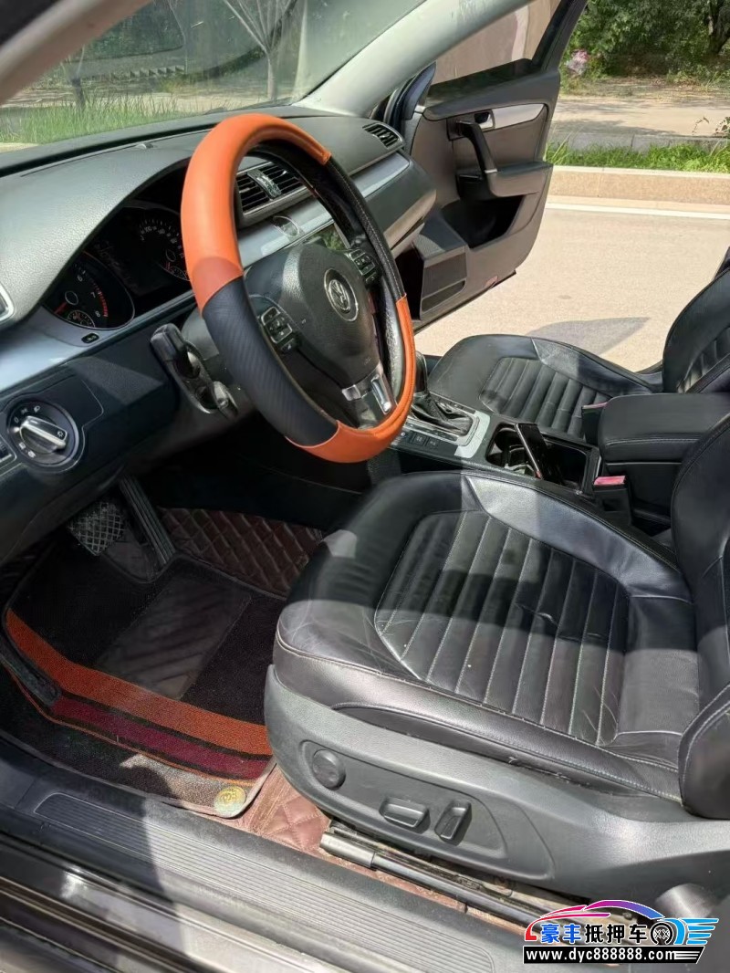 16年大众迈腾轿车抵押车出售