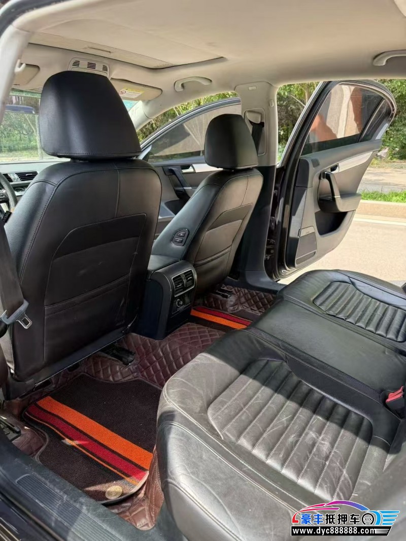 16年大众迈腾轿车抵押车出售