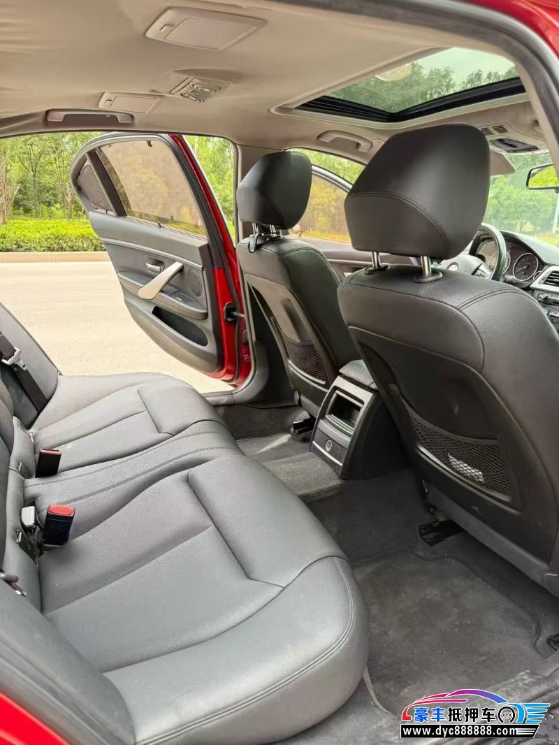 15年宝马3系轿车抵押车出售