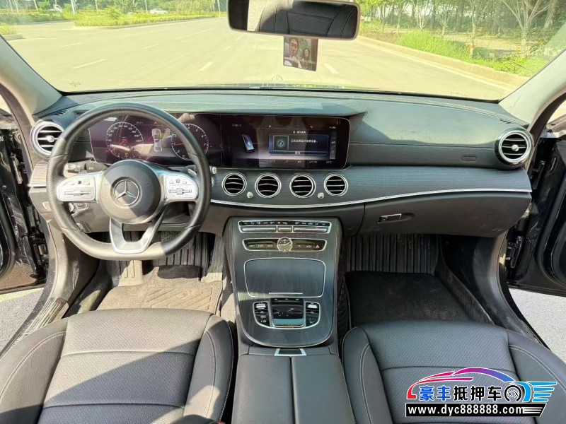 19年奔驰E轿车抵押车出售