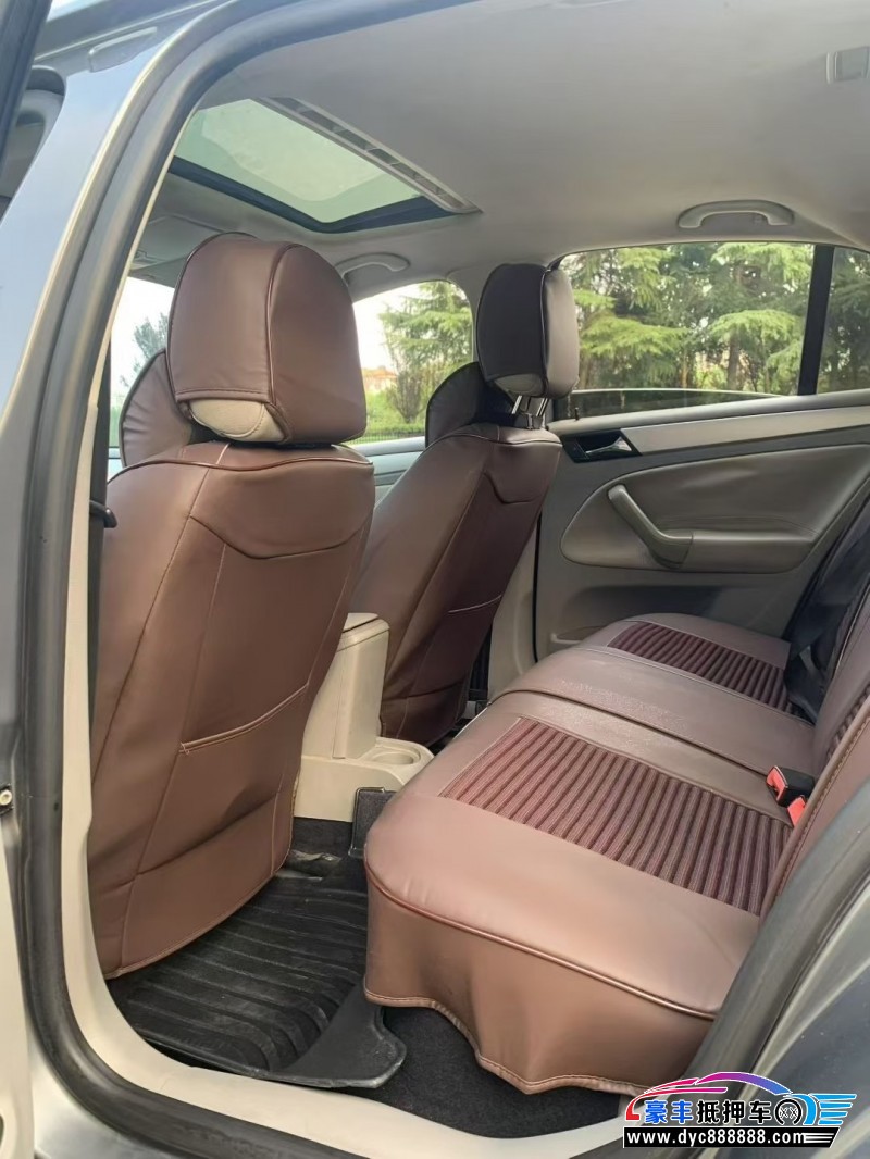 12年大众宝来轿车抵押车出售