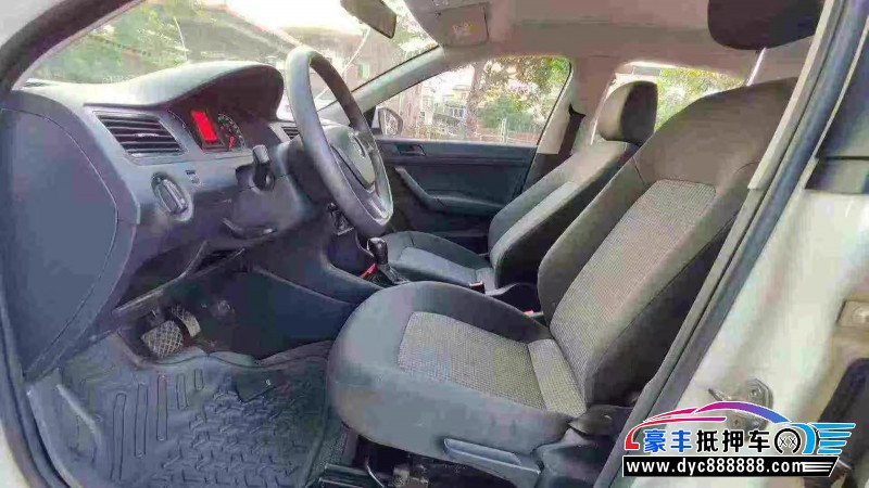 21年大众桑塔纳轿车抵押车出售