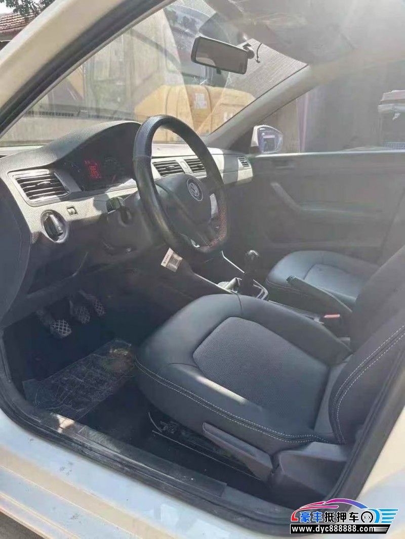 21年大众桑塔纳轿车抵押车出售