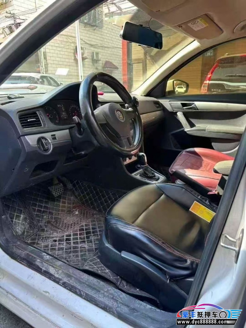 17年大众朗逸轿车抵押车出售