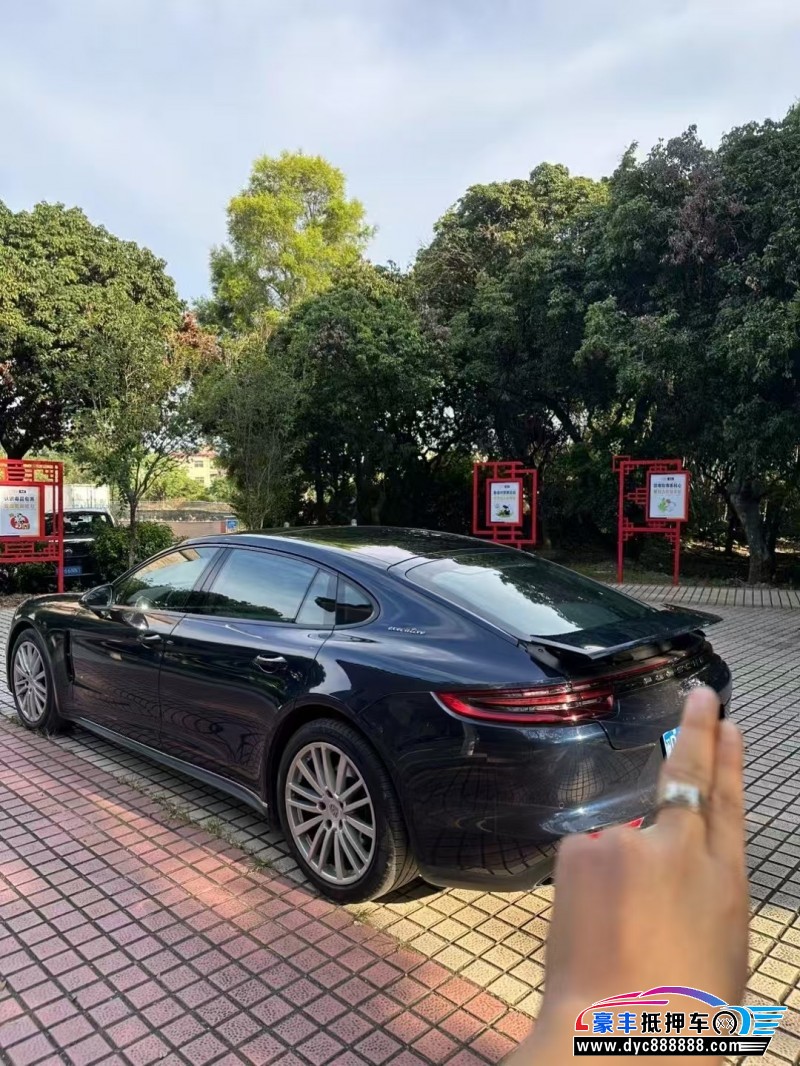 20年保时捷帕纳梅拉轿车抵押车出售