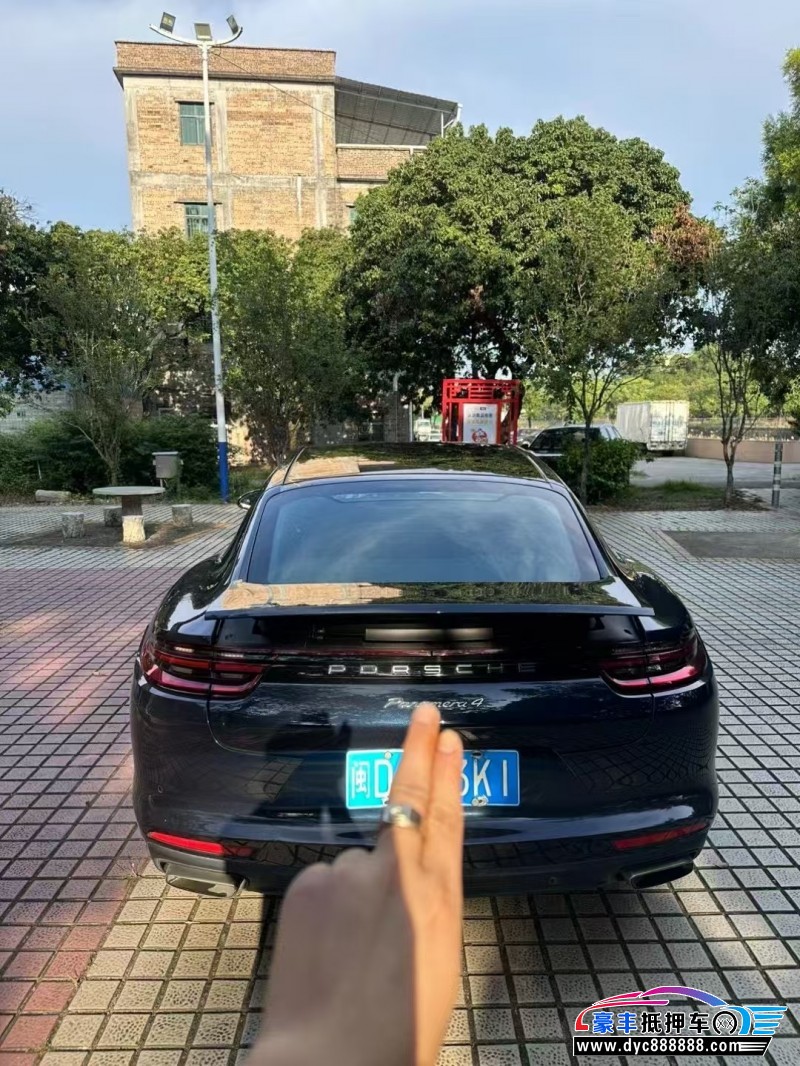 20年保时捷帕纳梅拉轿车抵押车出售