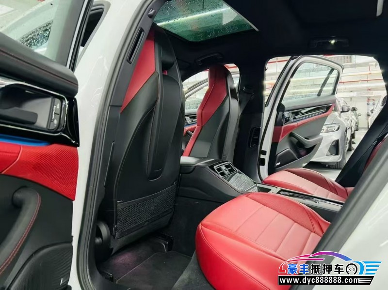 23年保时捷帕纳梅拉轿车抵押车出售