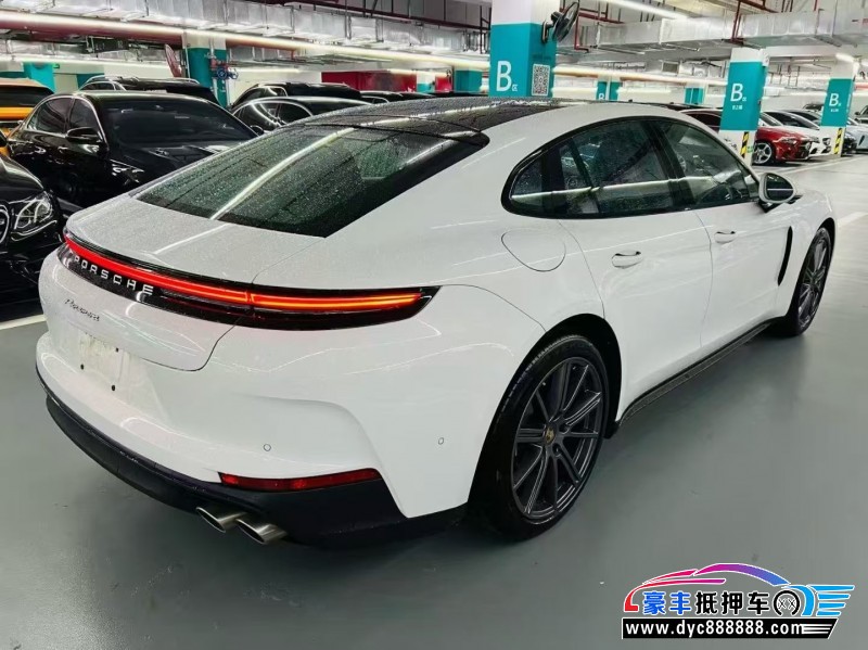 23年保时捷帕纳梅拉轿车抵押车出售