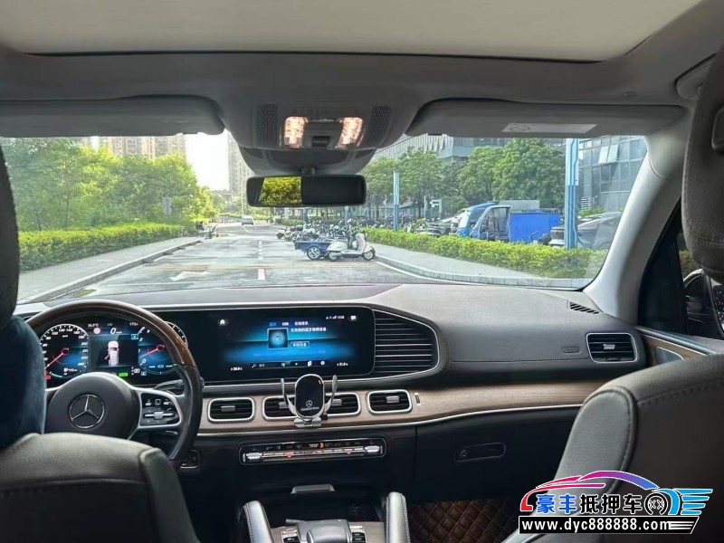 20年奔驰GLS轿车抵押车出售