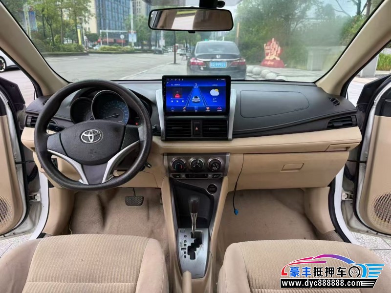 14年丰田YARiS L 致炫轿车抵押车出售