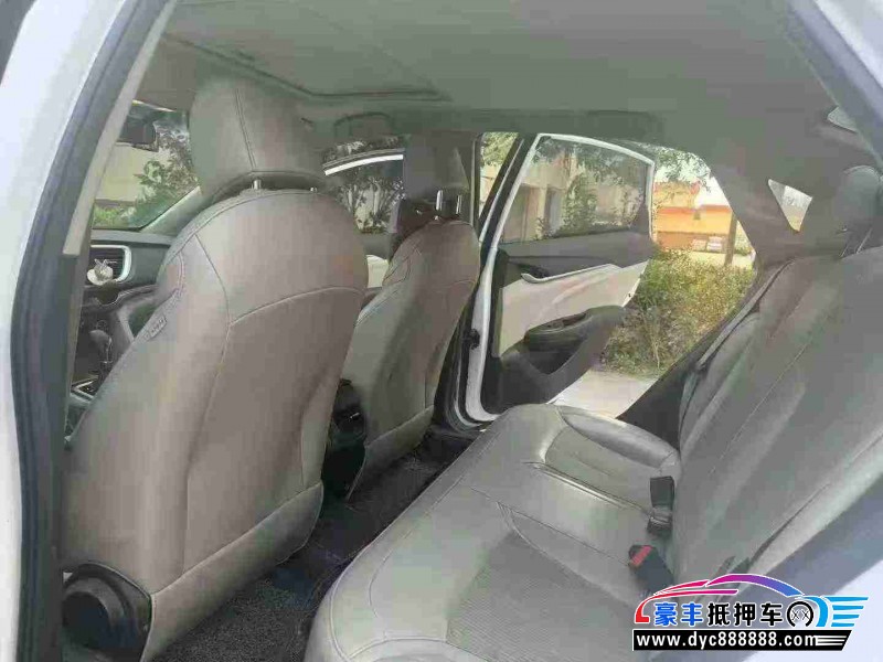 17年别克英朗轿车抵押车出售