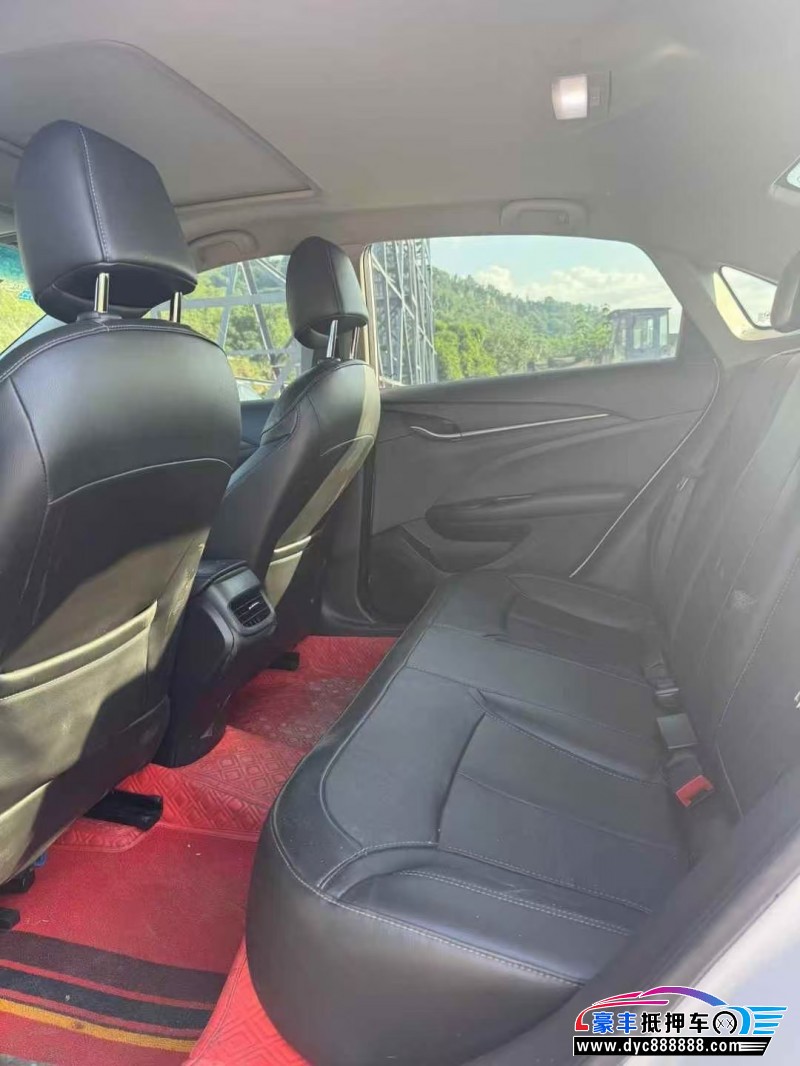 20年别克英朗轿车抵押车出售