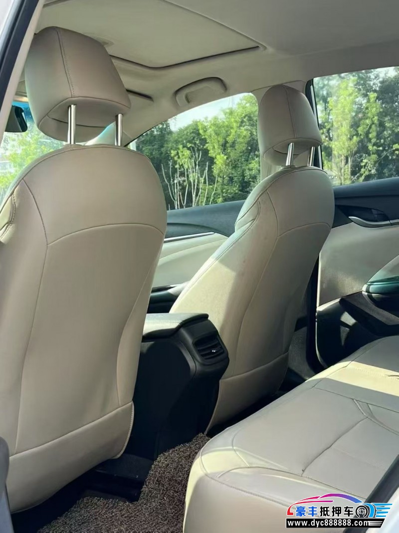 20年别克英朗轿车抵押车出售