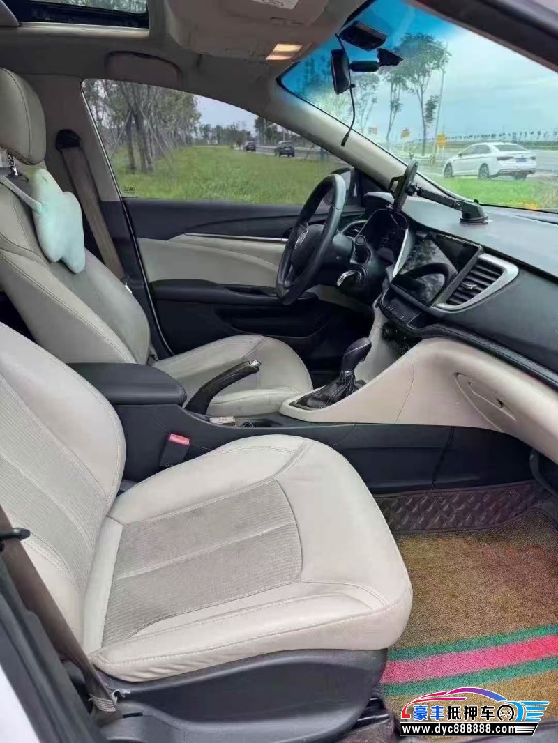 16年别克英朗轿车抵押车出售