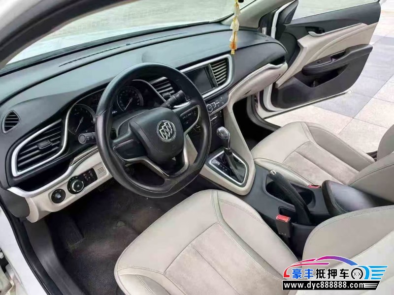 15年别克英朗轿车抵押车出售