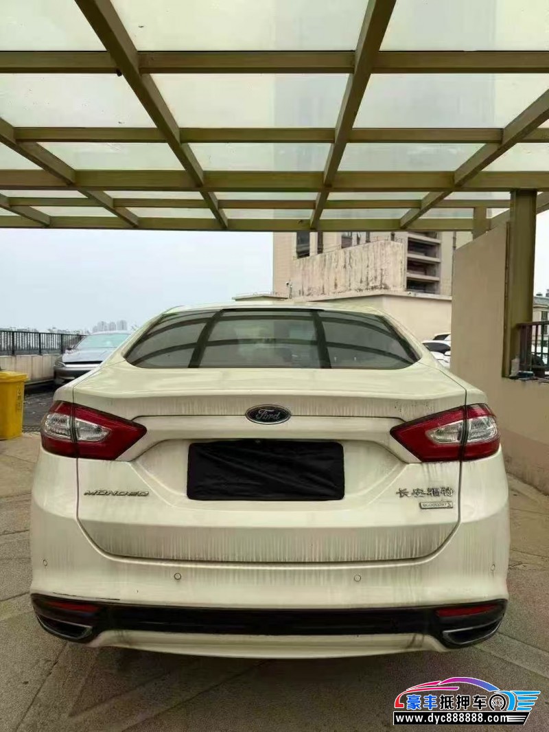 15年福特蒙迪欧轿车抵押车出售