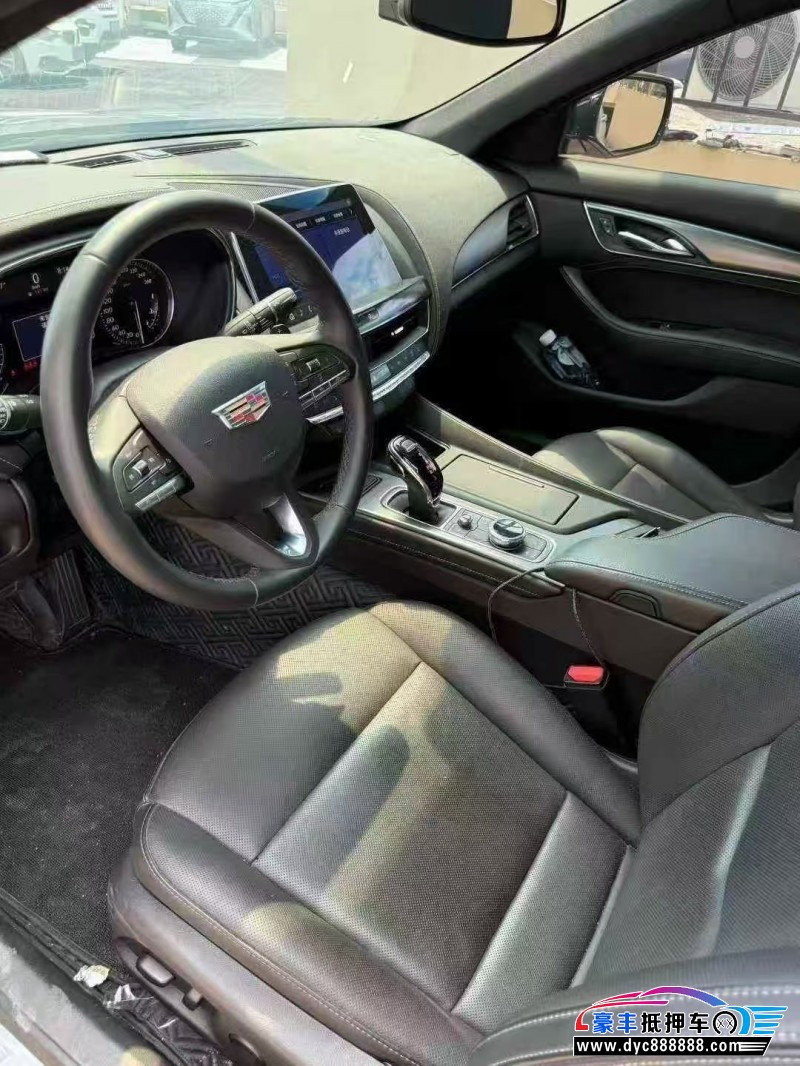 22年凯迪拉克CT5轿车抵押车出售