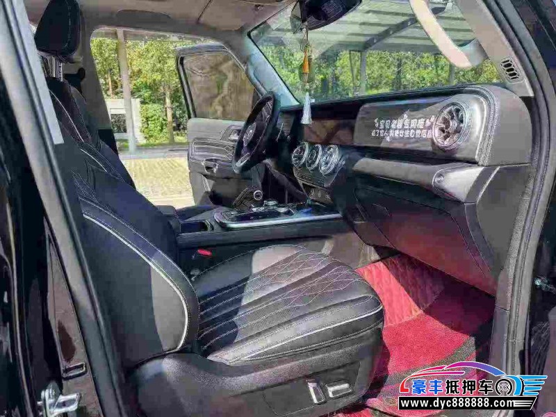 25年WEY坦克300轿车抵押车出售