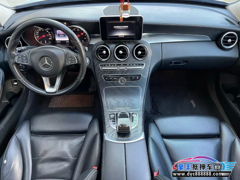 15年奔驰C轿车抵押车出售