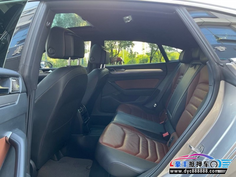 19年大众CC轿车抵押车出售