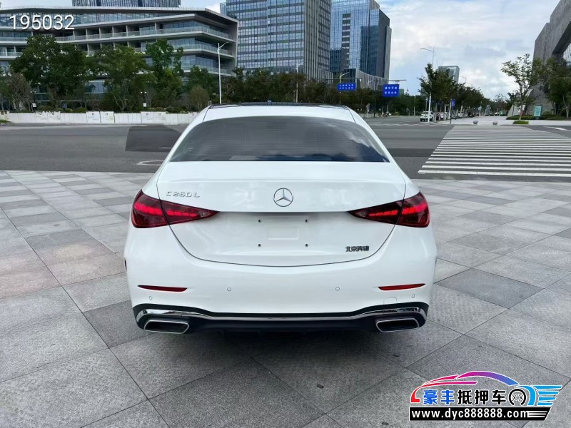 24年奔驰C轿车抵押车出售