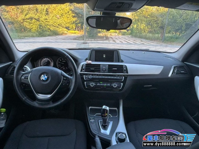 19年宝马1系轿车抵押车出售