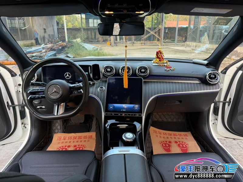 22年奔驰C轿车抵押车出售