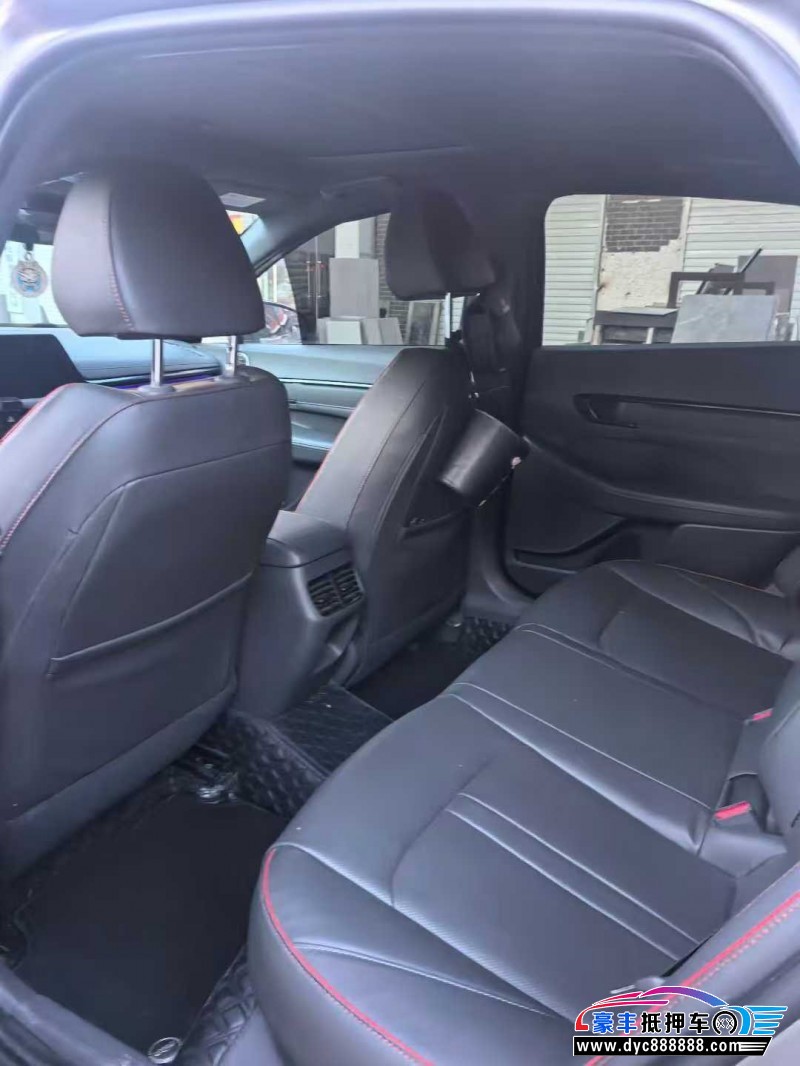 23年现代索纳塔轿车抵押车出售