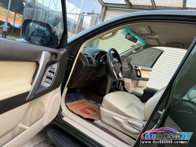 13年丰田普拉多（霸道）轿车抵押车出售