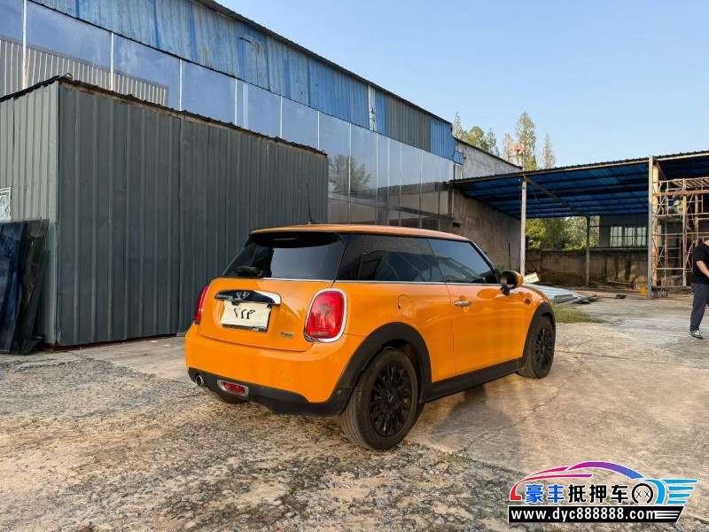 18年宝马MINI轿车抵押车出售