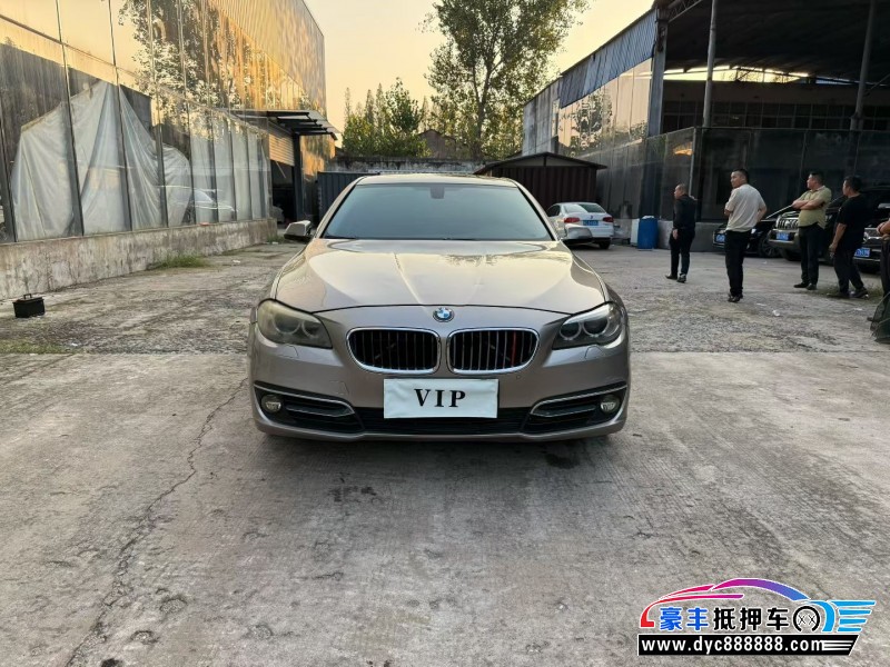 15年宝马5系轿车抵押车出售