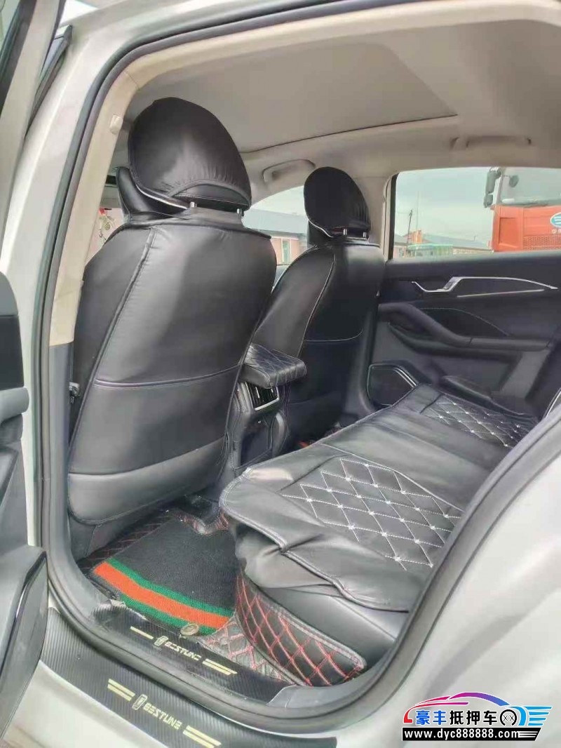 23年奔腾B70轿车抵押车出售