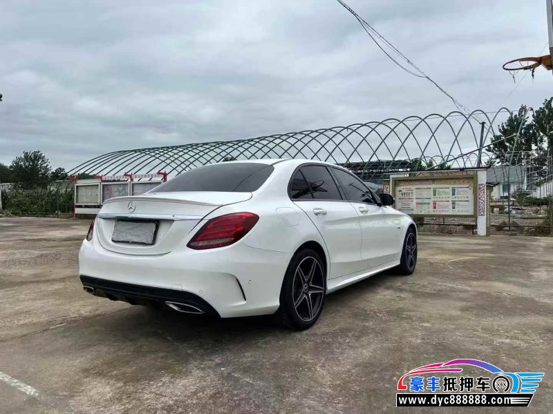18年奔驰C轿车抵押车出售