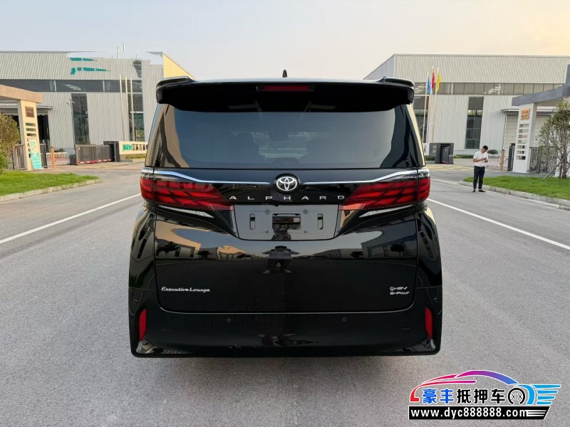 25年丰田埃尔法轿车抵押车出售