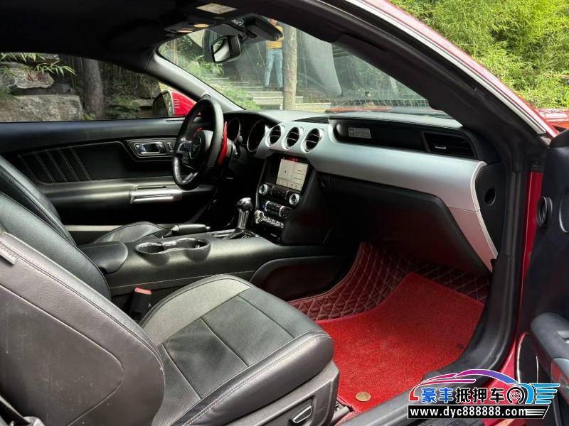 18年福特野马轿车抵押车出售