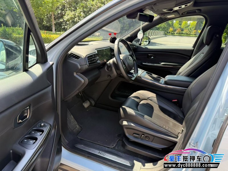 21年蔚来ES6轿车抵押车出售