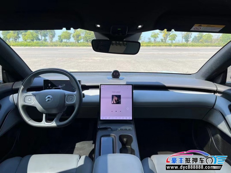 23年蔚来ET5轿车抵押车出售