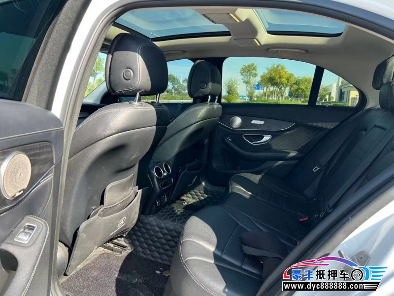 21年奔驰C轿车抵押车出售