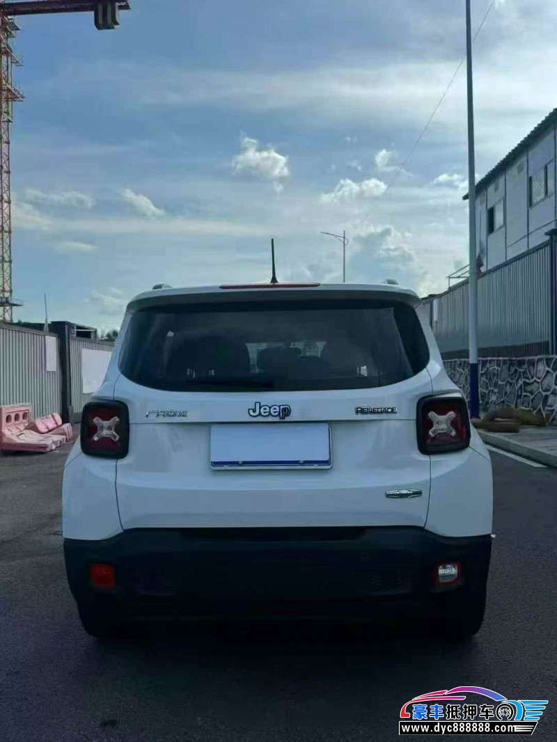 19年Jeep自由侠轿车抵押车出售