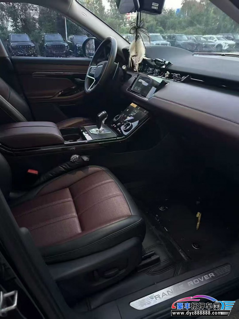 22年路虎揽胜极光轿车抵押车出售