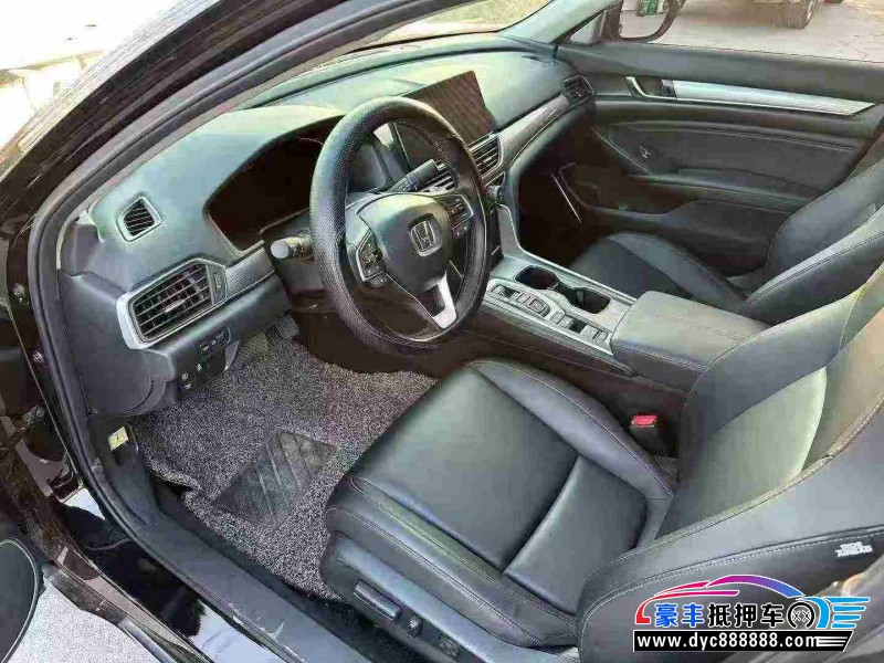 23年本田雅阁轿车抵押车出售