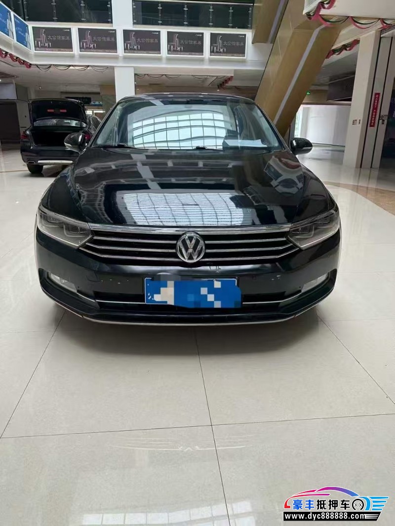 19年大众迈腾轿车抵押车出售