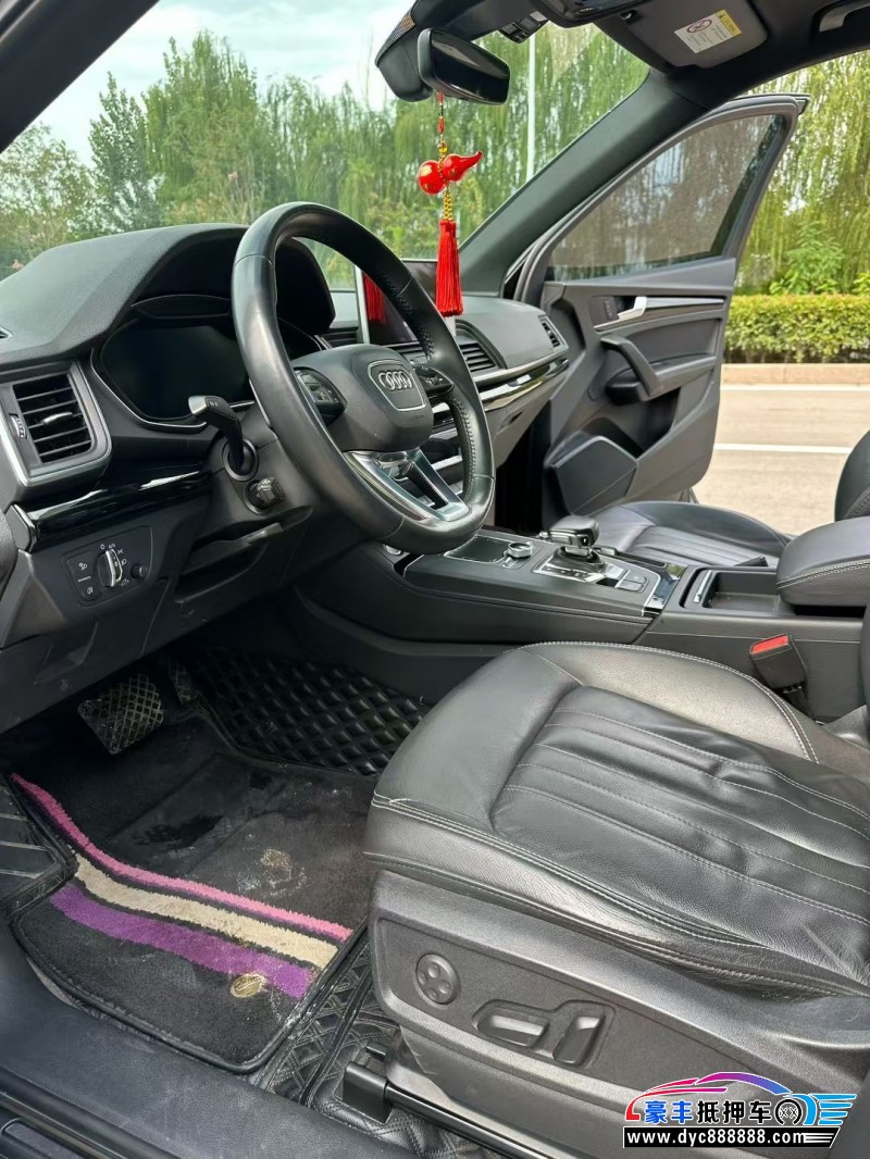 20年奥迪Q5轿车抵押车出售