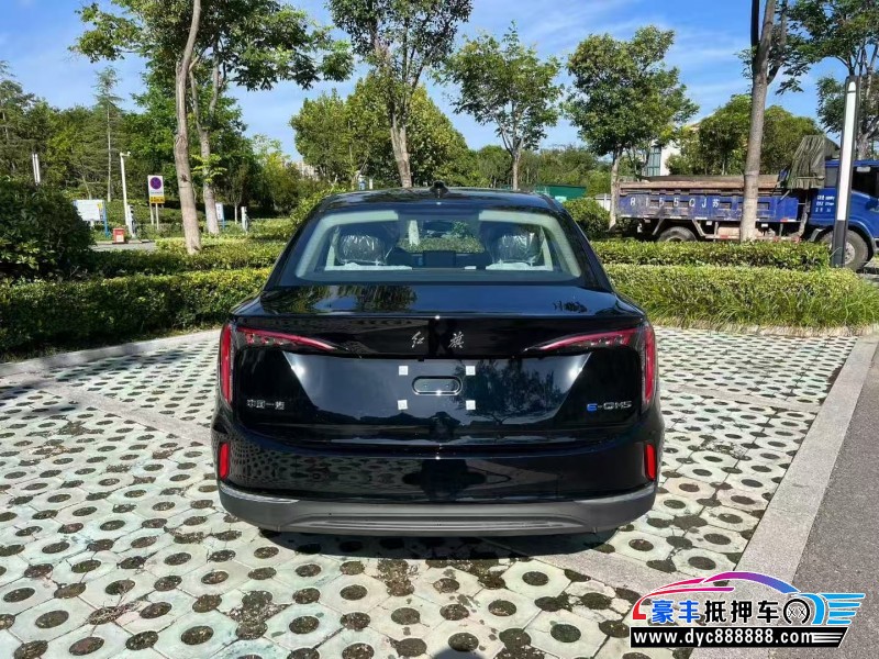 25年红旗EQM5轿车抵押车出售