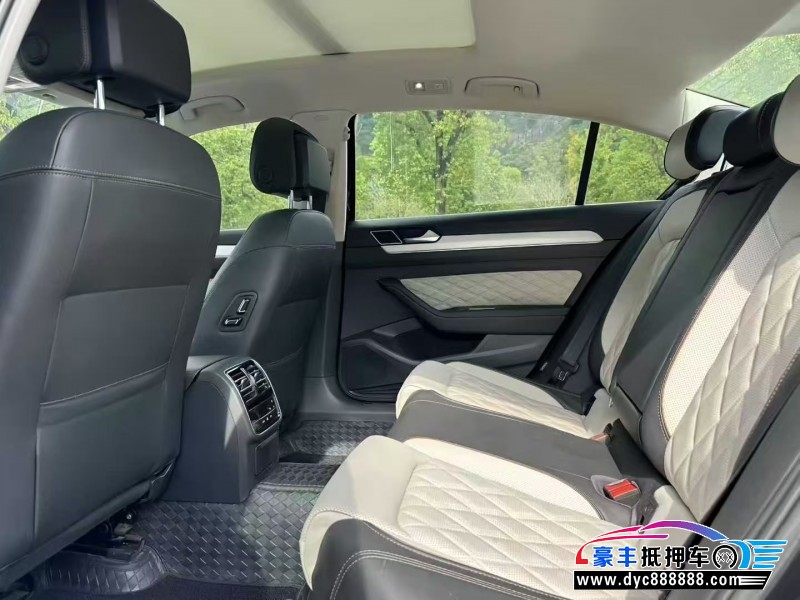 23年大众迈腾轿车抵押车出售