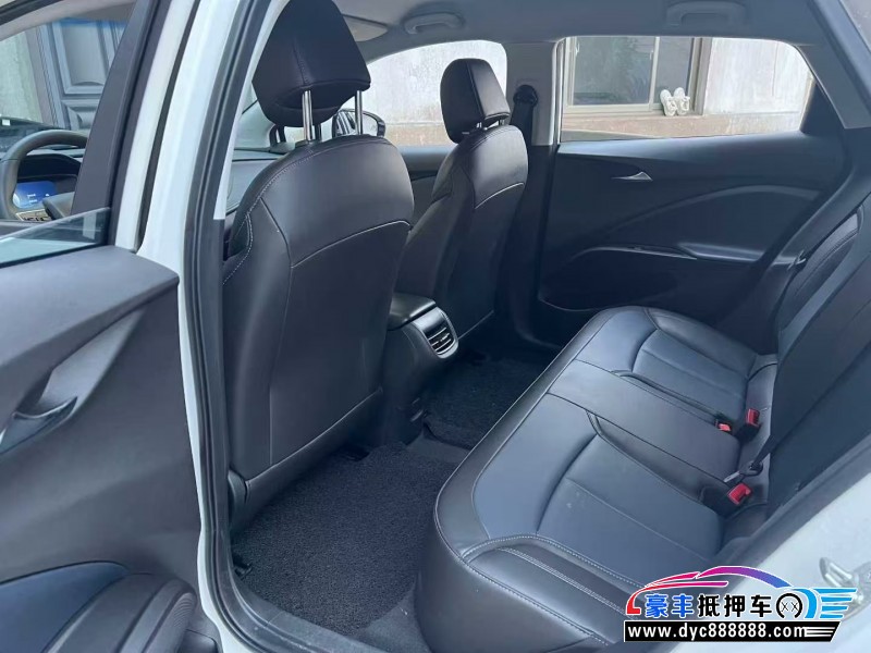 24年别克微蓝轿车抵押车出售